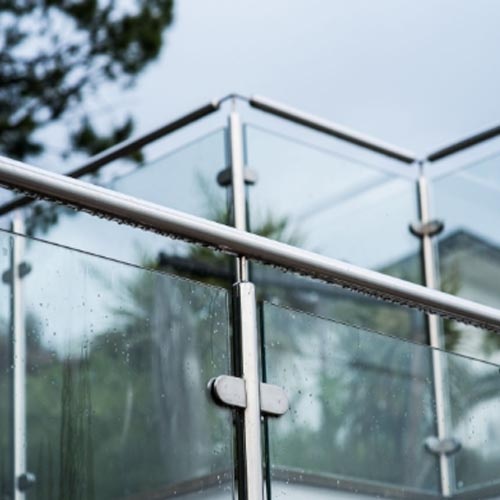 laminated glass railing