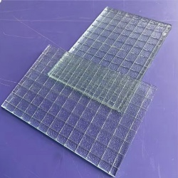 Metal mesh interlayer laminated glass